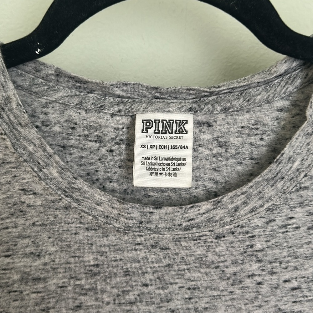 🧁PINK Victoria's Secret Gray Long Sleeve Top with Red Plaid Accents - Picture 4 of 7